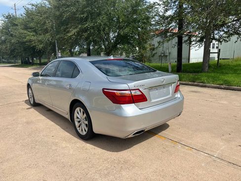 Used 2011 Lexus LS 460 L w/ Rear Seat Upgrade Pkg AWD/4WD image 5