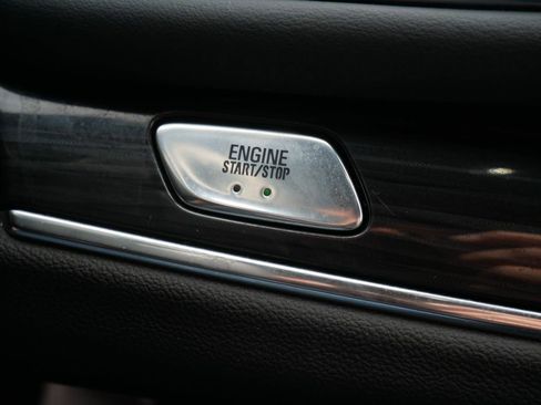 Used 2022 Buick Enclave Essence w/ Experience Buick Package image 23