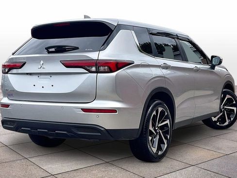 Used 2022 Mitsubishi Outlander ES AWD/4WD image 12