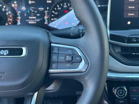 Used 2024 Jeep Compass Limited image 38