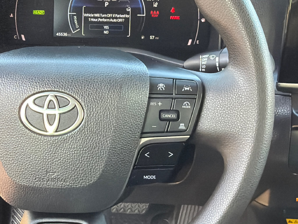Used 2025 Toyota Camry LE FWD image 24
