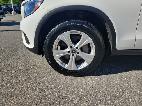 Used 2018 Mercedes-Benz GLC 300 4MATIC image 11