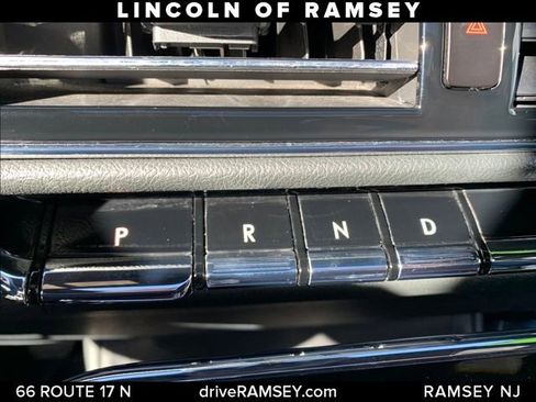 Used 2023 Lincoln Navigator Reserve image 21