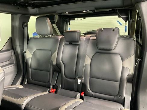 New 2025 Ford Bronco Outer Banks image 16