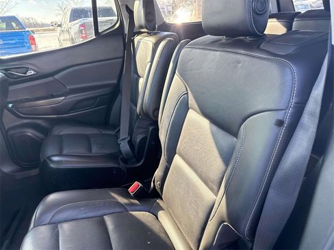 Used 2018 GMC Acadia SLT image 9