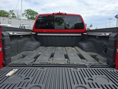 Used 2025 Nissan Frontier SV w/ SV Convenience Package AWD/4WD image 29