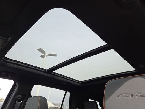 New 2026 GMC Yukon AT4 w/ AT4 Premium Package image 3