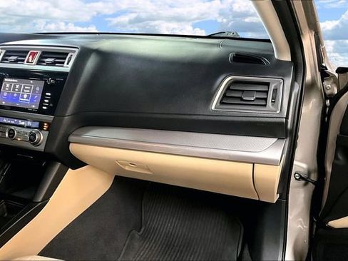 Used 2015 Subaru Outback 2.5i Premium image 25