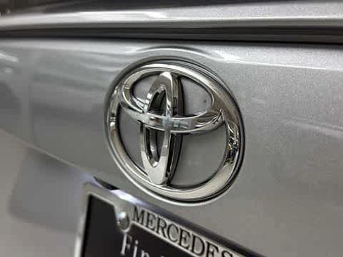 Used 2024 Toyota RAV4 LE AWD/4WD image 8