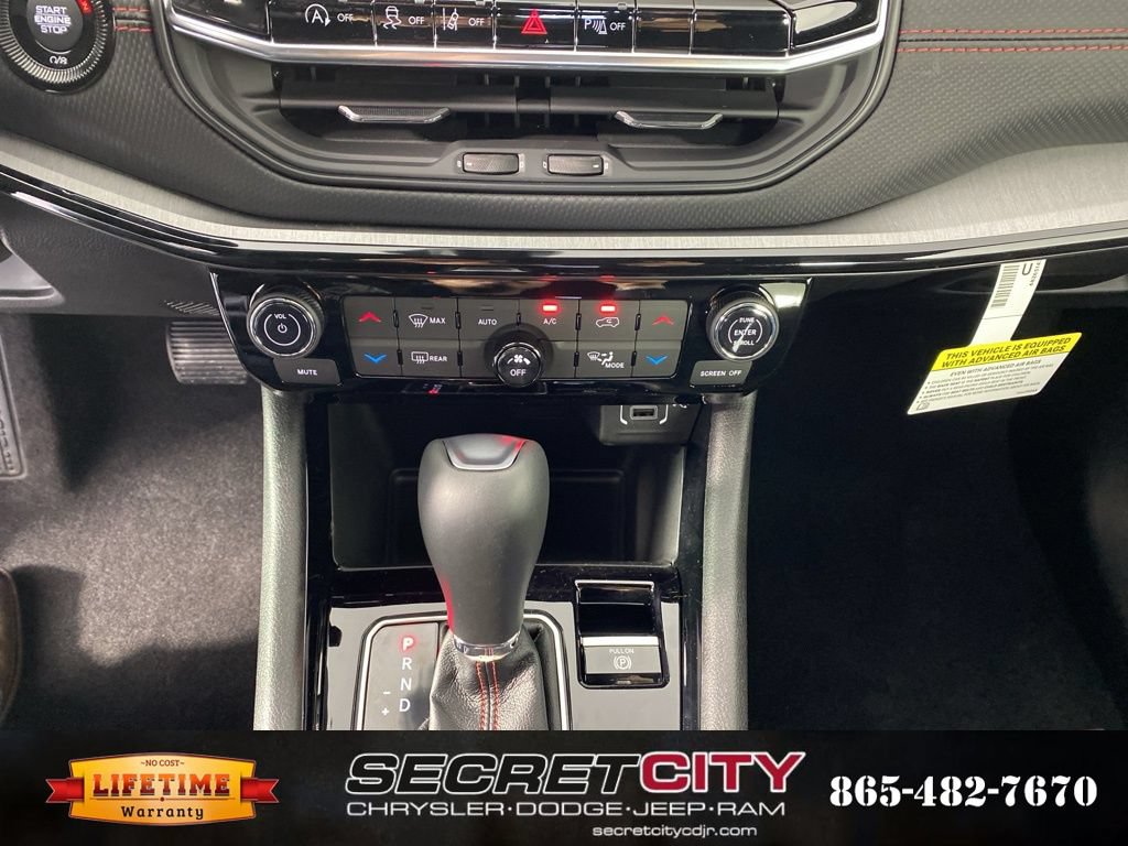 New 2026 Jeep Compass Trailhawk AWD/4WD image 24