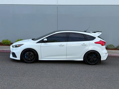 Used 2016 Ford Focus RS AWD/4WD image 3