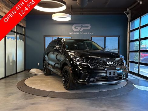 Used 2023 Kia Sorento SX AWD/4WD image 1