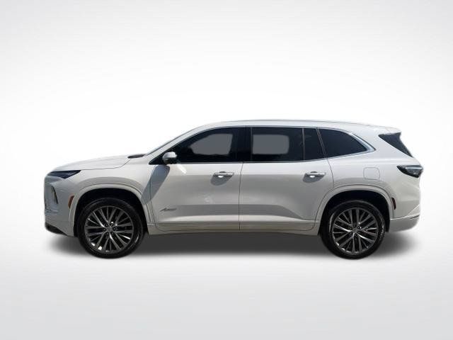 Used 2025 Buick Enclave Avenir w/ Trailering Package, 5000 lbs. FWD image 4