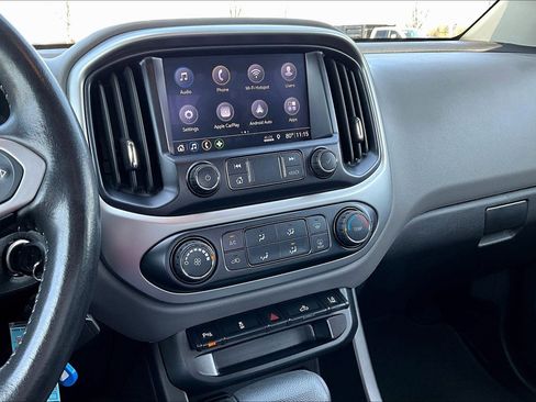 Used 2020 Chevrolet Colorado LT w/ Safety Package image 15