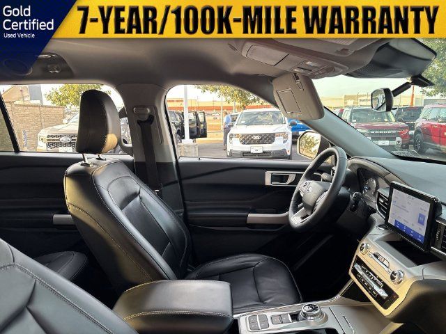 Used 2023 Ford Explorer XLT w/ Equipment Group 202A RWD image 18