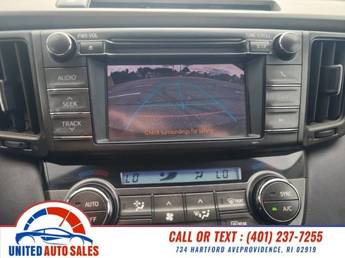 Used 2013 Toyota RAV4 XLE AWD/4WD image 17