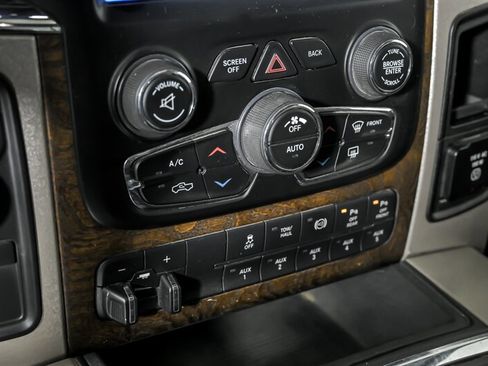 Used 2018 RAM 3500 Laramie Longhorn w/ Longhorn Southfork Package image 34