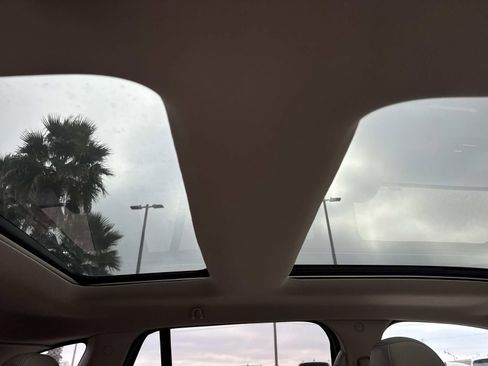 Used 2013 Ford Edge SEL image 10