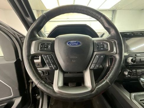 Used 2018 Ford F150 Lariat w/ Equipment Group 502A Luxury AWD/4WD image 9