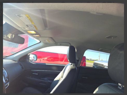 Used 2016 Mitsubishi Outlander Sport SEL image 6