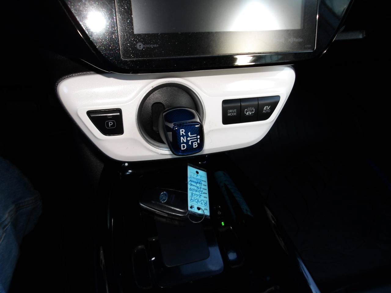 Used 2018 Toyota Prius Prime Premium FWD image 21