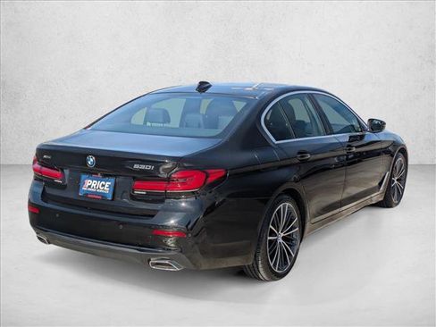 Used 2023 BMW 530i xDrive 530i xDrive w/ Premium Package image 5