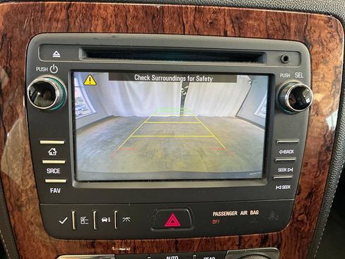 Used 2014 Chevrolet Traverse LT AWD/4WD image 20