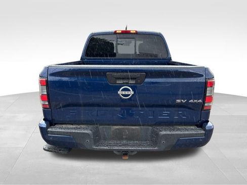 Used 2022 Nissan Frontier SV w/ Technology Package AWD/4WD image 4