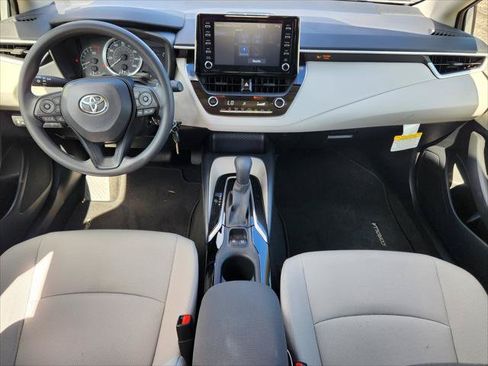 Certified 2020 Toyota Corolla LE FWD image 25