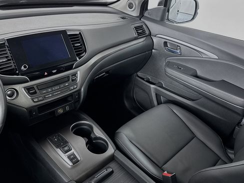 Certified 2023 Honda Ridgeline RTL image 23