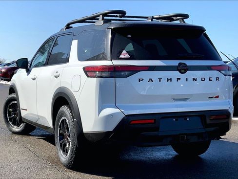 New 2026 Nissan Pathfinder Rock Creek image 3