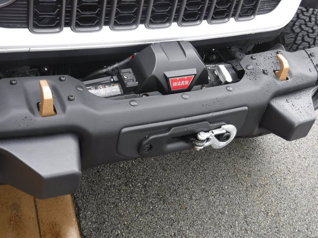 Used 2025 Jeep Wrangler Unlimited Rubicon 392 AWD/4WD image 16