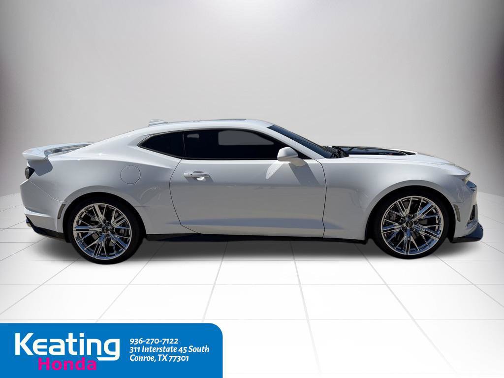 Used 2023 Chevrolet Camaro ZL1 RWD image 4
