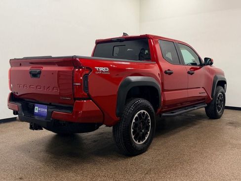 Used 2026 Toyota Tacoma TRD Off-Road w/ TRD Off Road Premium Package AWD/4WD image 7