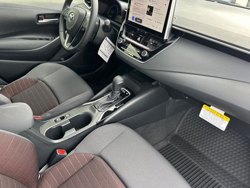 Certified 2026 Toyota Corolla SE w/ SE Premium Package image 15