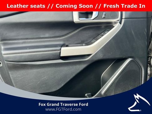 Certified 2022 Ford Explorer XLT w/ Equipment Group 202A image 15
