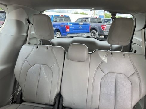 Used 2017 Chrysler Pacifica Touring-L Plus w/ Advanced Safetytec Group image 35