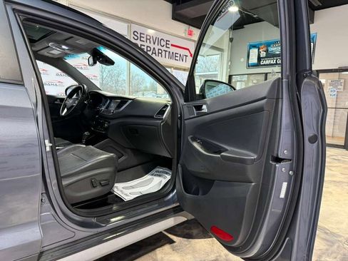 Used 2018 Hyundai Tucson Limited w/ Ultimate Package 02 image 40