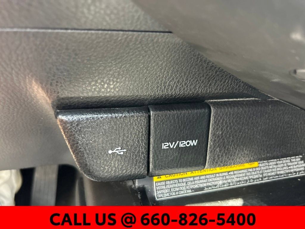 Used 2021 Toyota Camry XSE FWD image 19
