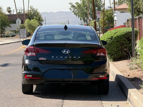 Used 2020 Hyundai Elantra Value Edition w/ Cargo Package (C1) FWD image 5