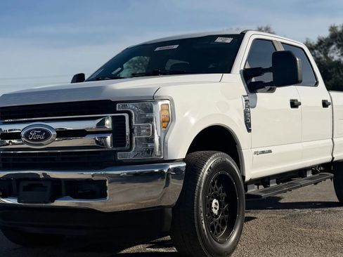 Used 2017 Ford F250 XL w/ Power Equipment Group image 1