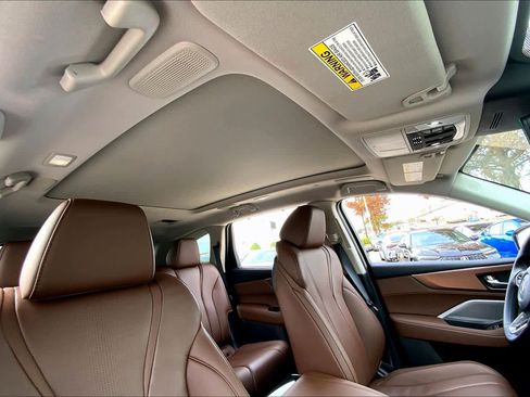 Certified 2025 Acura MDX SH-AWD w/ Technology Package image 12