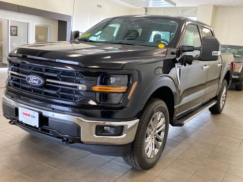New 2026 Ford F150 XLT w/ Equipment Group 302A MID AWD/4WD image 4