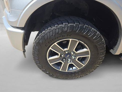 Used 2017 Ford F150 XLT w/ Equipment Group 302A Luxury AWD/4WD image 24
