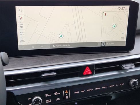 Certified 2025 Kia Sorento SX image 17