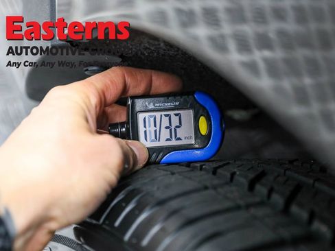 Used 2020 Ford Edge SEL image 28