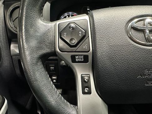 Used 2019 Toyota Tundra Platinum image 29