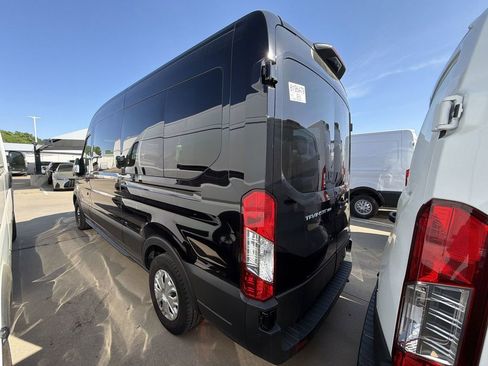 Used 2023 Ford Transit 350 XLT image 4