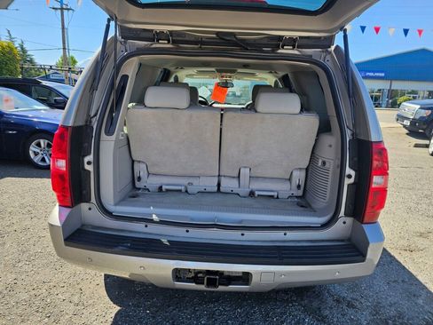 Used 2009 Chevrolet Tahoe LT w/ Luxury Package image 19