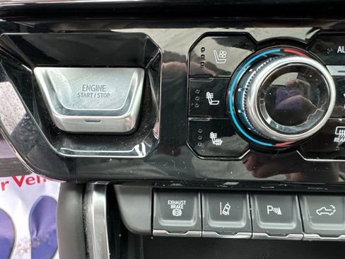 Certified 2024 GMC Sierra 3500 Denali Ultimate image 16